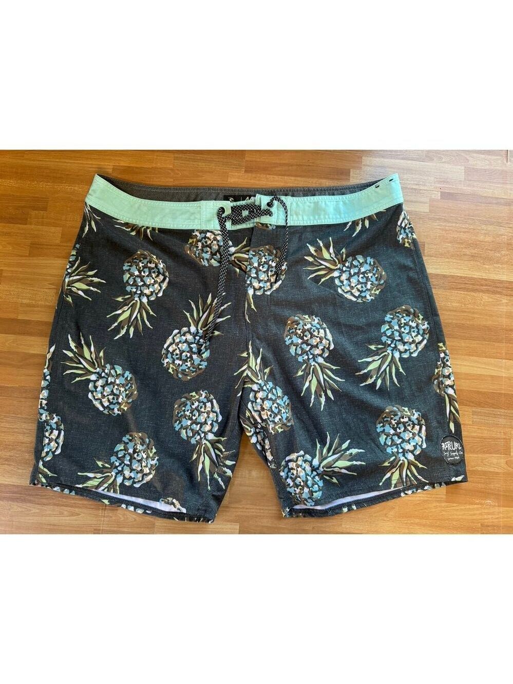 Rip Curl Mirage Caicos Pineapple Boardshorts Men's Size 40